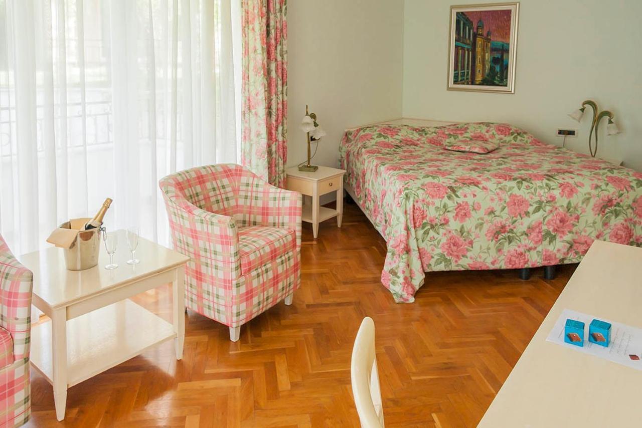 Hotel Miramar Opatija Luaran gambar