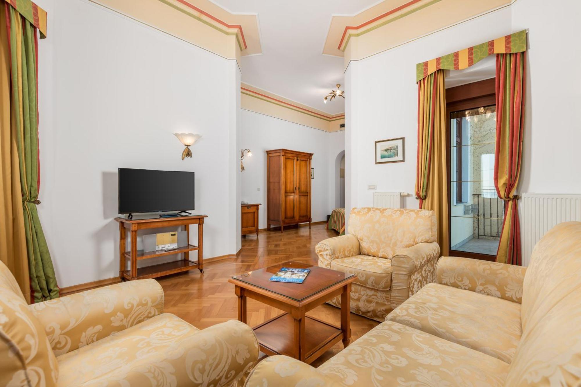 Hotel Miramar Opatija Luaran gambar