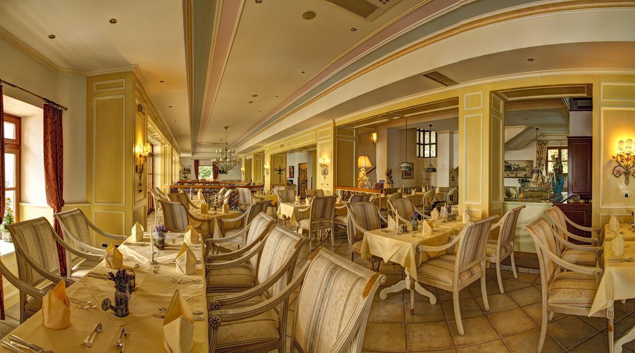 Hotel Miramar Opatija Luaran gambar